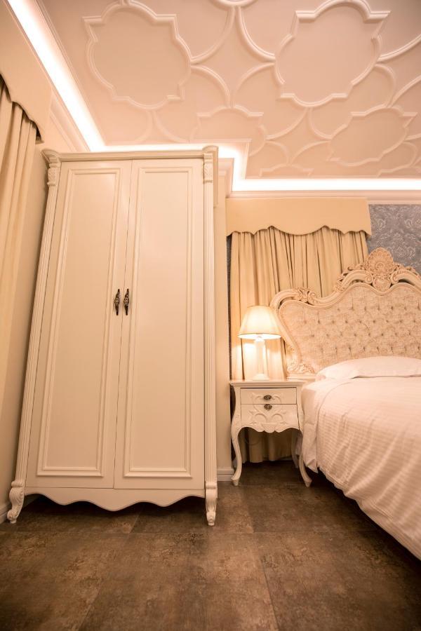 Vila Ekrem Korce Exterior foto